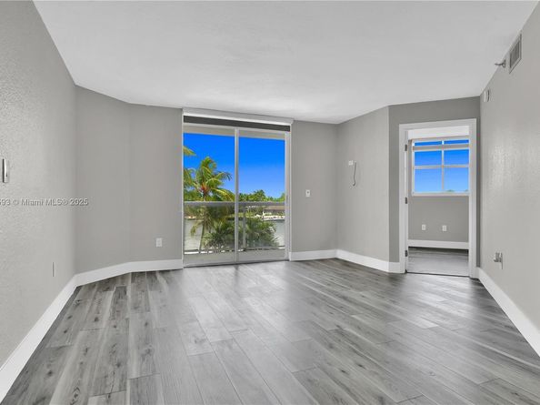 5880 Collins Ave 403, Miami Beach FL 33140