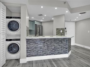 5880 Collins Ave 403, Miami Beach FL 33140
