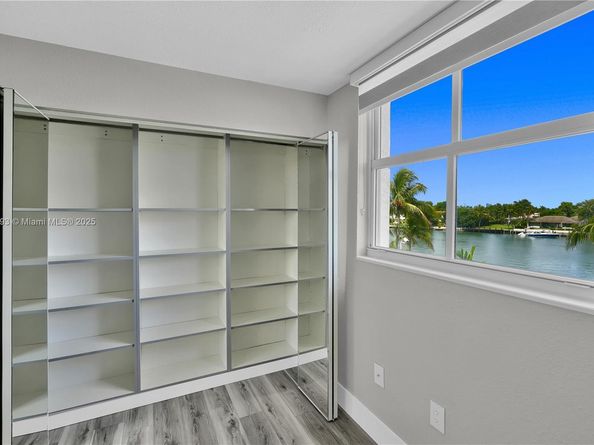 5880 Collins Ave 403, Miami Beach FL 33140