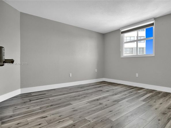 5880 Collins Ave 403, Miami Beach FL 33140