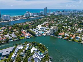 4710 Pine Tree Dr 26, Miami Beach FL 33140