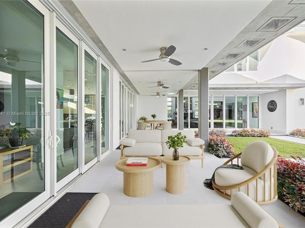 6080 SW 88th St, Pinecrest FL 33156