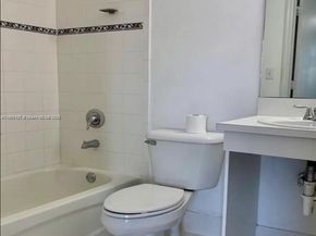 1627 NW 18th St 304, Miami FL 33125