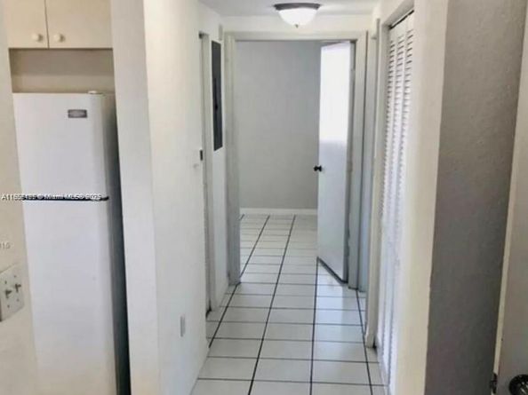 1627 NW 18th St 304, Miami FL 33125