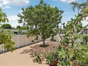1900 SW 87th Ct, Miami FL 33165