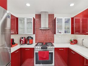 1900 SW 87th Ct, Miami FL 33165