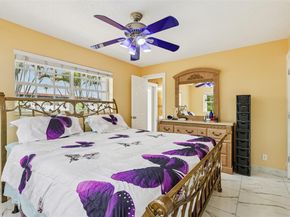 1900 SW 87th Ct, Miami FL 33165