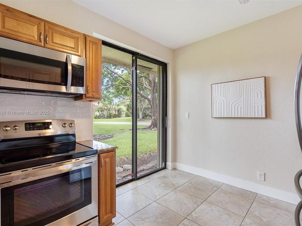 8001 Royal Palm Cir 57, Tamarac FL 33321