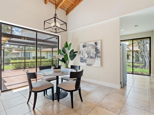 8001 Royal Palm Cir 57, Tamarac FL 33321