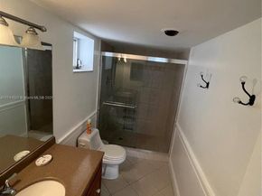 3750 NE 170th St 400, North Miami Beach FL 33160