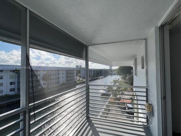 3750 NE 170th St 400, North Miami Beach FL 33160
