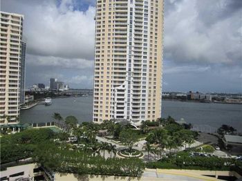 540 Brickell Key Dr