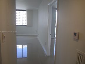 540 Brickell Key Dr 1602, Miami FL 33131
