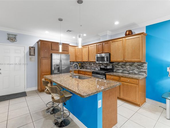 3331 NW 125th Way, Sunrise FL 33323