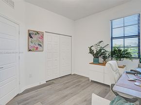 650 NE 193rd Ter, Miami FL 33179