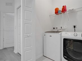 650 NE 193rd Ter, Miami FL 33179