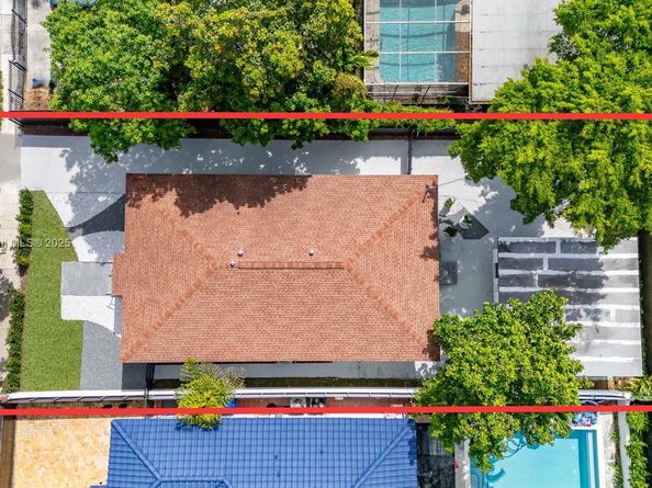 1720 SW 12th St, Miami FL 33135