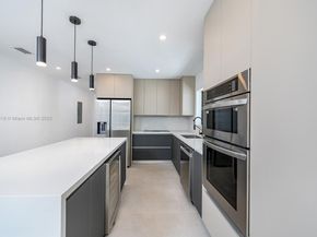 1720 SW 12th St, Miami FL 33135