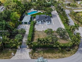 8390 SW 64th St, Miami FL 33143