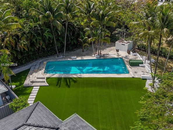 8390 SW 64th St, Miami FL 33143