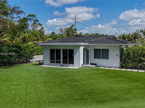 8390 SW 64th St, Miami FL 33143