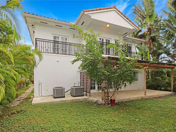 832 Wallace Street, Coral Gables FL 33134