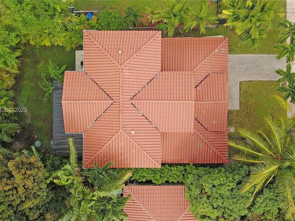 832 Wallace Street, Coral Gables FL 33134