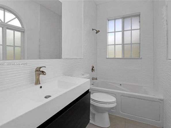 832 Wallace Street, Coral Gables FL 33134