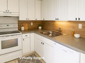 498 NW 165th St Rd D601, Miami FL 33169