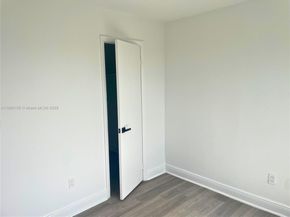 498 NW 165th St Rd D601, Miami FL 33169