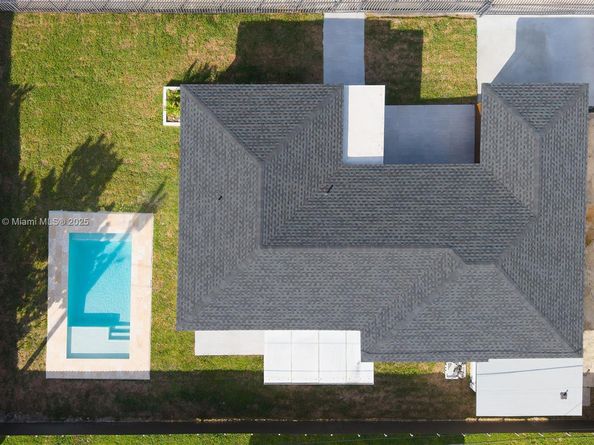 1451 SW 21st Ave, Miami FL 33145