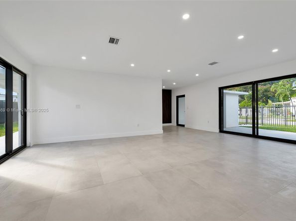 1451 SW 21st Ave, Miami FL 33145