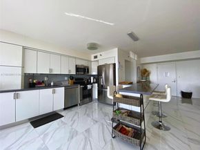 3530 Mystic Pointe Dr 3014, Aventura FL 33180