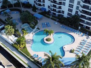 3530 Mystic Pointe Dr 3014, Aventura FL 33180