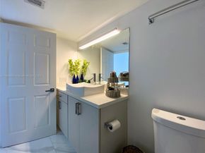 3530 Mystic Pointe Dr 3014, Aventura FL 33180