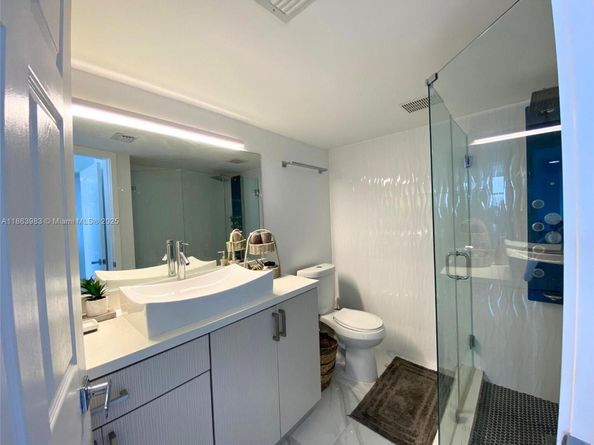 3530 Mystic Pointe Dr 3014, Aventura FL 33180