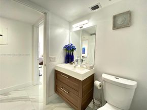 3530 Mystic Pointe Dr 3014, Aventura FL 33180