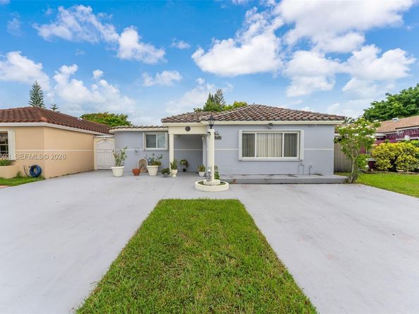 14726 SW 82nd Ter, Miami FL 33193
