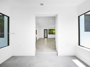 2261 SW 26th St, Miami FL 33133