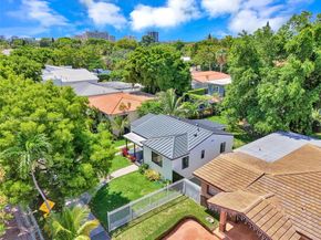 2261 SW 26th St, Miami FL 33133