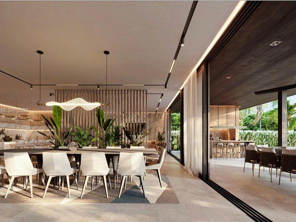 460 Holiday Dr, Hallandale Beach FL 33009