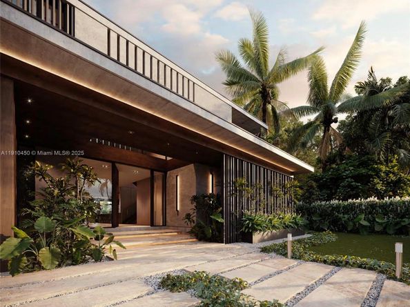 460 Holiday Dr, Hallandale Beach FL 33009