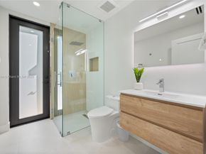 2127 SW 11th Ter, Miami FL 33135