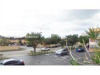 1305 W 46th St