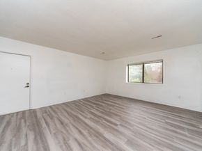 685 Oak St 37, Brockton MA 02301