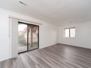 685 Oak St 37, Brockton MA 02301