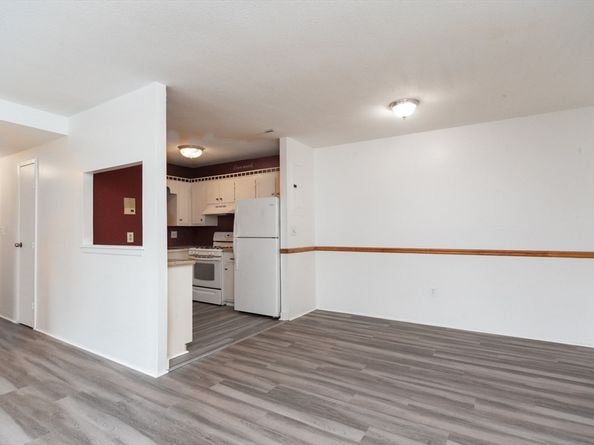 685 Oak St 37, Brockton MA 02301