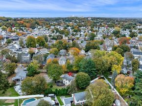 60 Pond St, Milton MA 02186