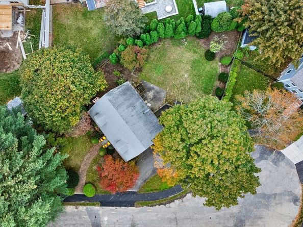 60 Pond St, Milton MA 02186