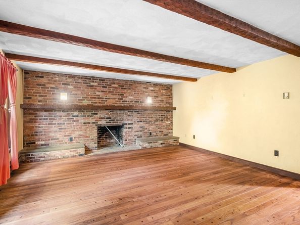 60 Pond St, Milton MA 02186